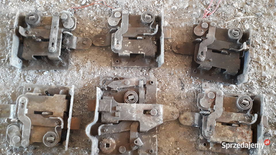 Warszawa Żuk zamki drzwi 9 sztuk