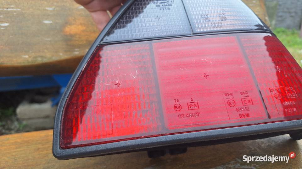 Lampy tył Fifft Fioletowo Czerwone Golf MK2 Lampy tylne Poznań