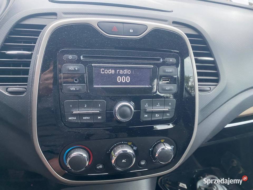 RENAULT Captur 09i TCe 90 Intens DG490 Captur