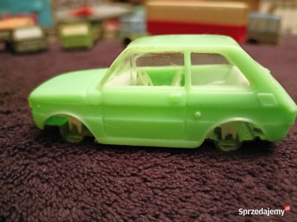 Zabawka PRL Estetyka Fiat 126p Rzeszów