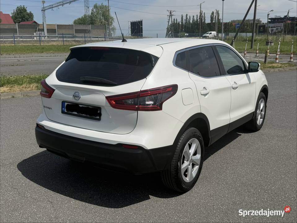 Nissan Qashqai 12 benzyna 2018 Lift salon niski Rzeszów