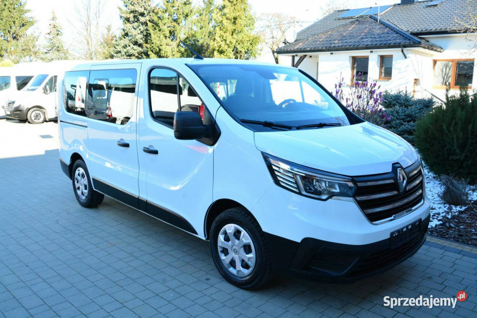 Renault Trafic 9 osobowy brygadówka L1H1 lift Warszawa
