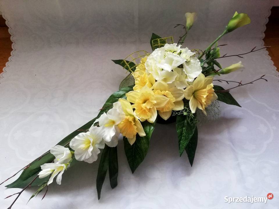 Stroik na grób wiosenny cmentarz dekoracja Pleszew