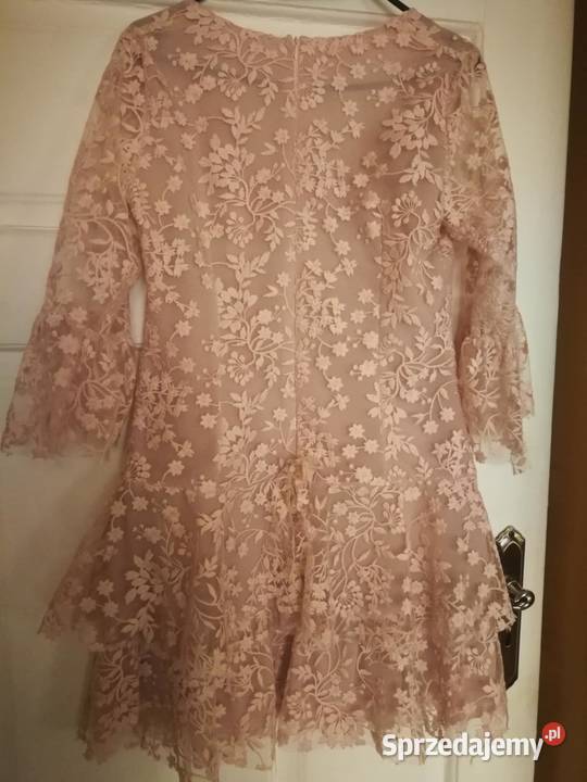 Koronkowa pudrowa sukienka Zielonki