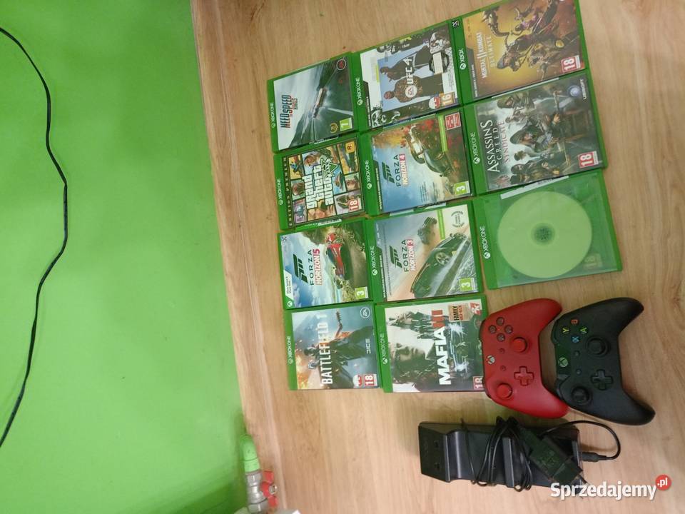 Konsola Xbox one plus 11 gier dwa pady Piotrowo