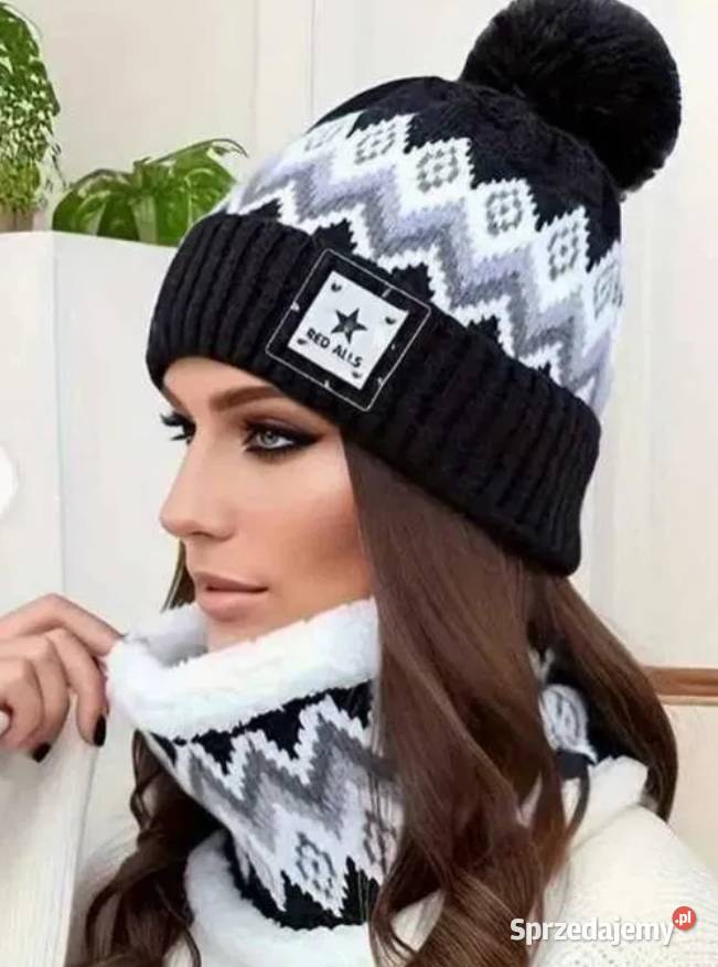 Nowy cieplutki komplet czapka komin w pięknym pomorskie Malbork