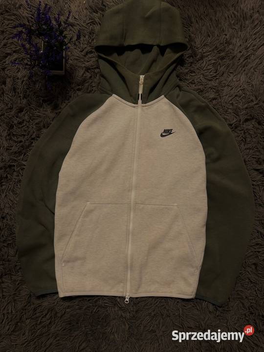 Bluza Nike Tech Fleece Odzież codzienna śląskie Katowice