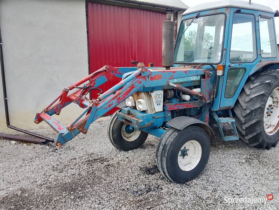 Ładowacz czołowy ford 56106610 Ładowacze czołowe
