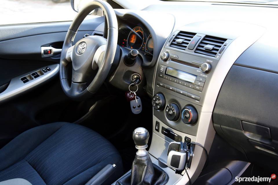 Toyota Corolla Premium E15 14 D4D90 2010 isofix Gdynia sprzedam