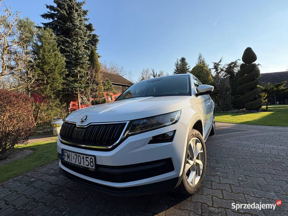 Sprzesam samochod Skoda Kodiaq 2018 r15 tsi DSG światła przeciwmgielne Trzciel