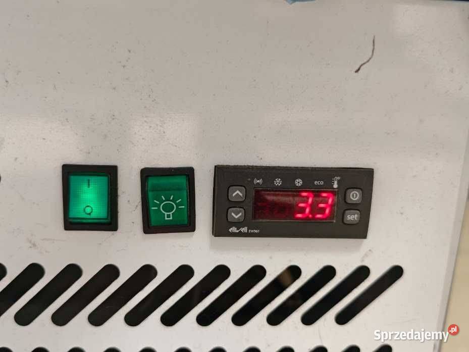 Lada chłodnicza TECNODOM 152 otwarta boneta Góra