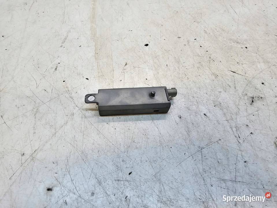 WZMACNIACZ ANTENOWY AUDI A3 A4 A6 4F9035225R Sprzęt audio fabryczny Motoryzacja