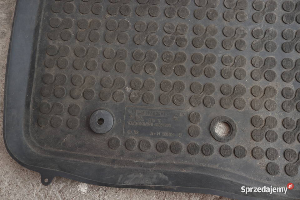 Dywaniki gumowe Volvo V40 S40 OEM 9504 dolnośląskie Wrocław