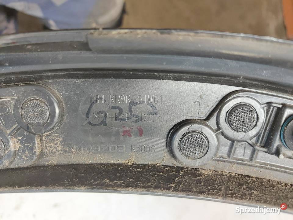 Mazda CX60 2023r listwa łuk nakładka błotnika osobowe