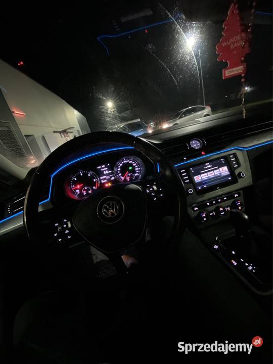 Ładnie utrzymany Passat Automat światła LED Passat Kamienna Góra