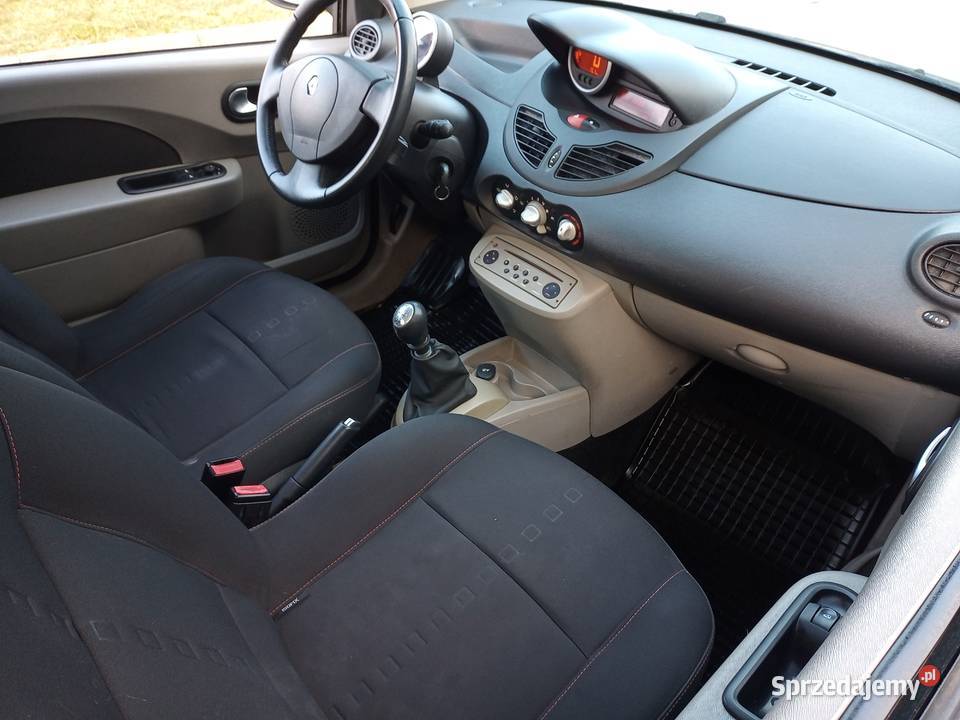 Renault Twingo benzyna 12 2007 sprawny Staszów