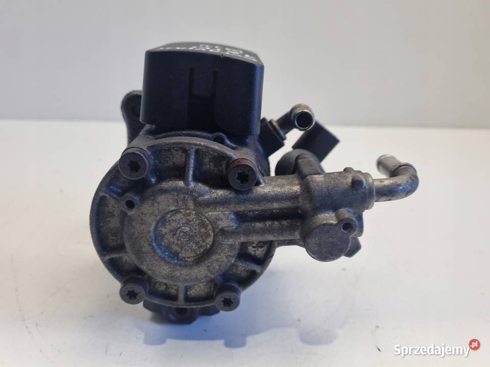 POMPA WTRYSKOWA VW Golf VI A3 8P Octavia II 16 osobowe Chełm