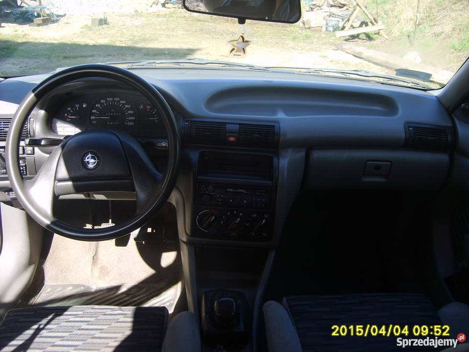 Opel Astra F kombi BG Astra Ostrowiec Świętokrzyski