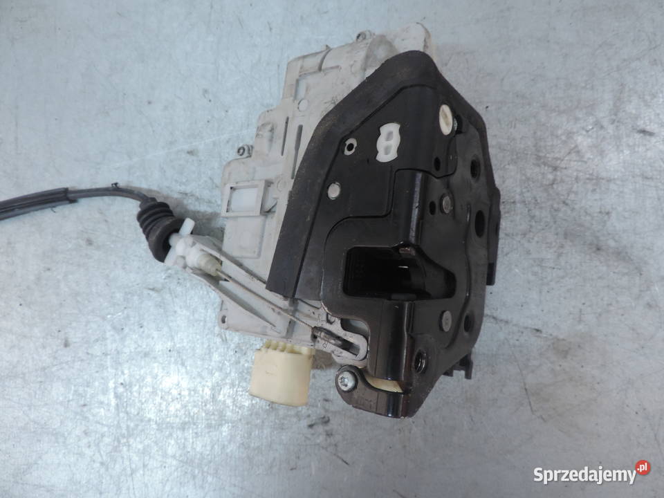 VW PASSAT B6 ZAMEK DRZWI PRZÓD PRAWY 3C1837016A Nowy Sącz
