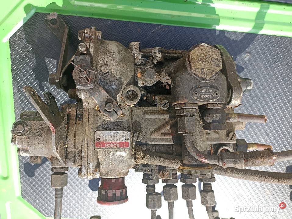 Pompa wtryskowa podająca Mercedes W123 W115 20D sprzedam