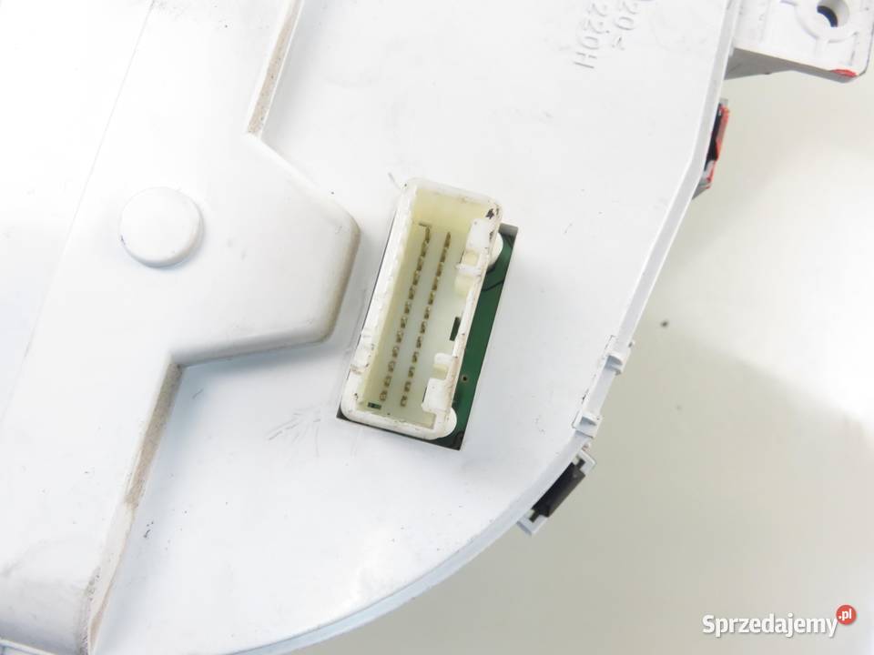 LICZNIK MITSUBISHI OUTLANDER II CWW 22 DID 156 małopolskie