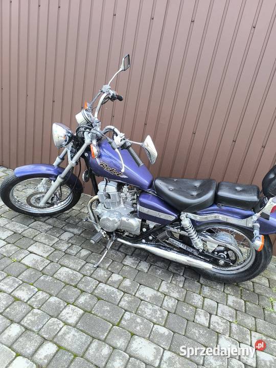 sprzedam honda rebel 125 kat B zadbana ładna benzyna