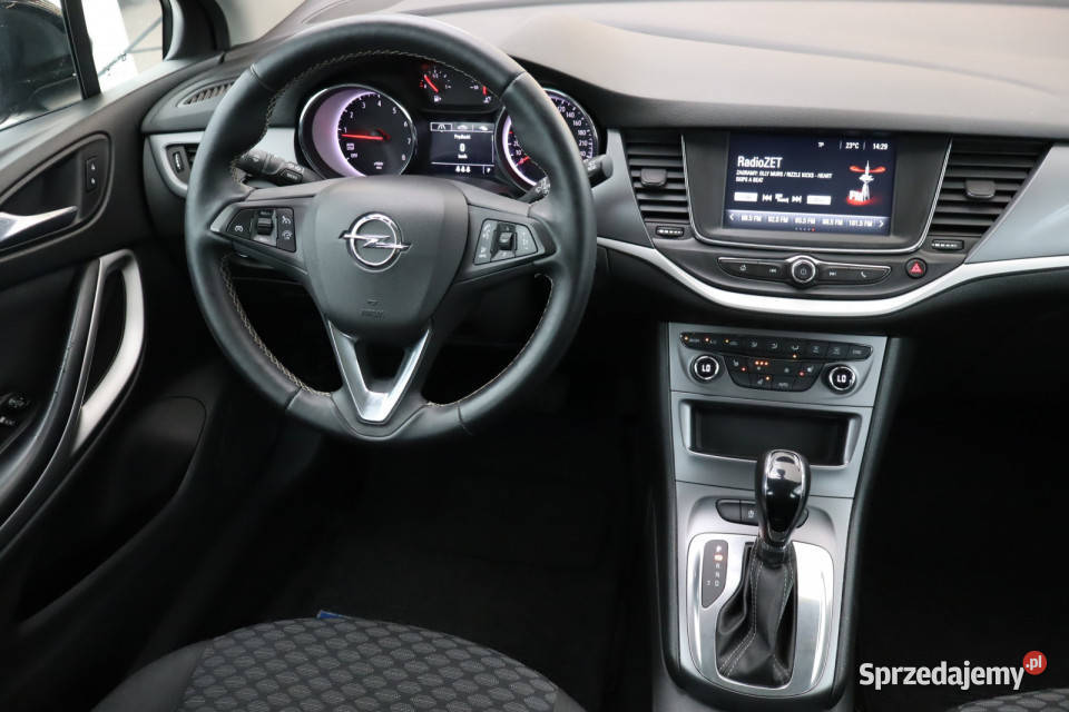 Opel Astra 14 T czujnik deszczu