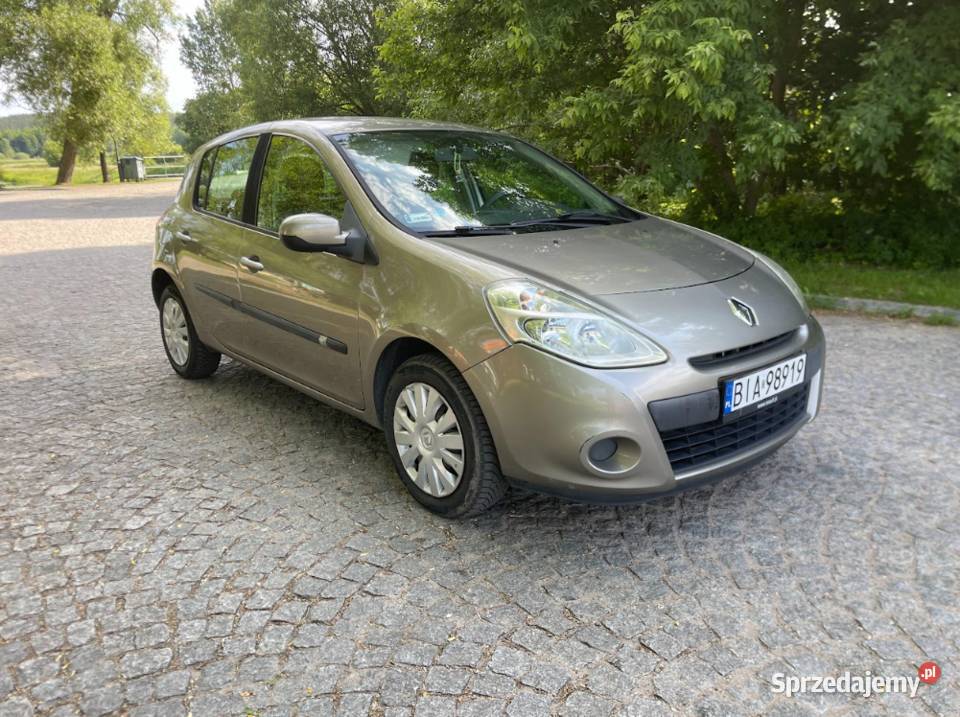 Renault Clio III 12 16v 75 Niski Przebieg 165 Rok produkcji 2011 Białystok