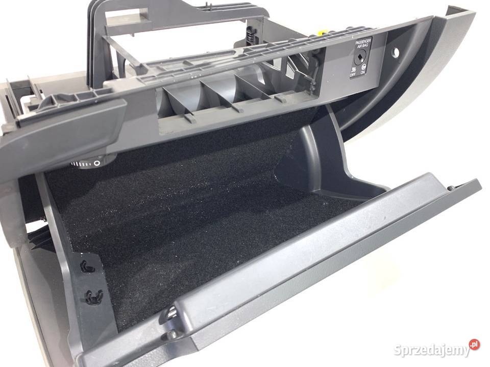 SCHOWEK PASAŻERA SKODA SUPERB III Kombi podkarpackie