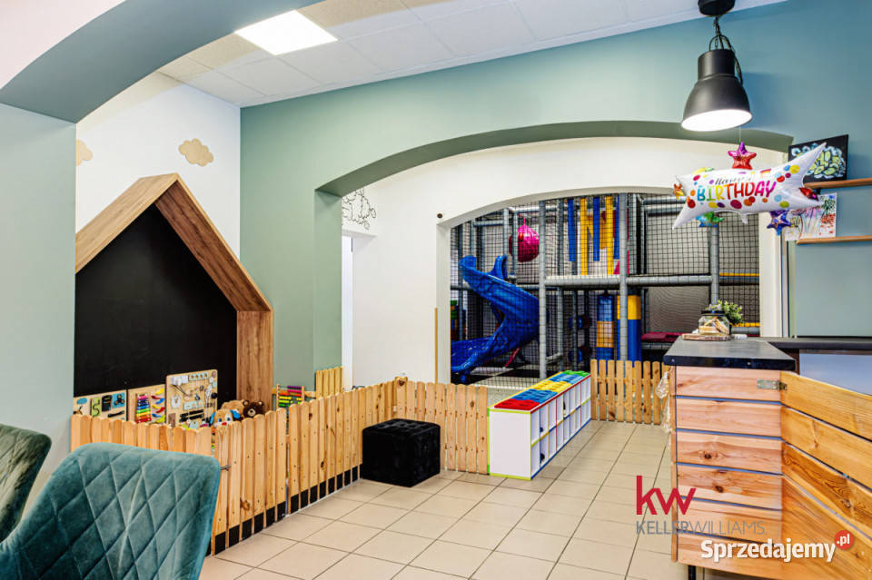 Lokal Buk 700Lecia Miasta 104m2