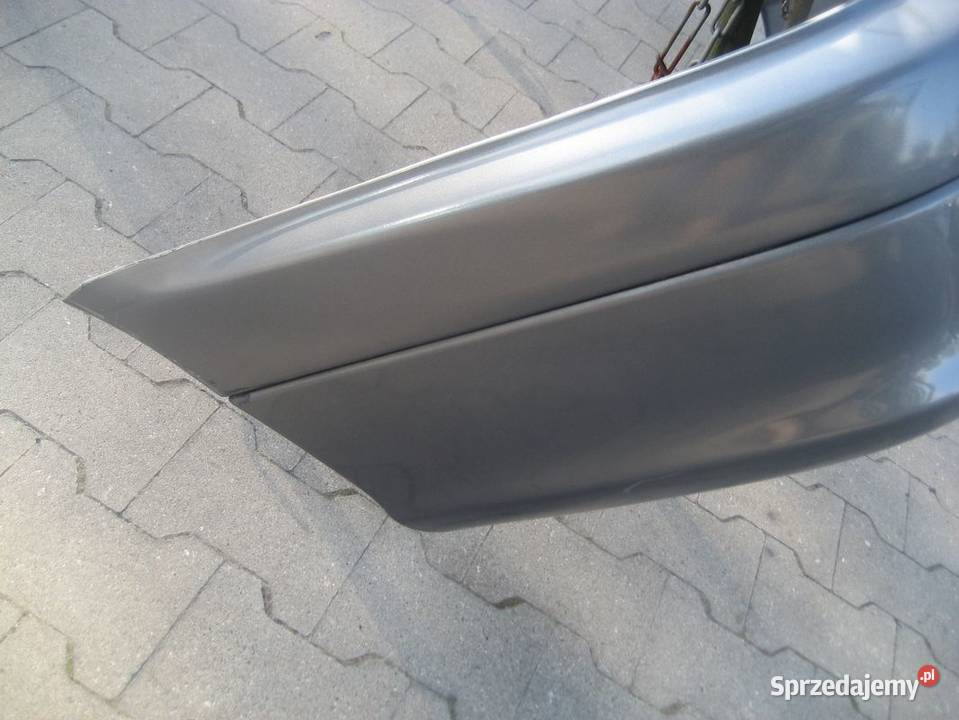 toyota avensis t22 lift 0002r sedan zderzak tył Rakoniewice