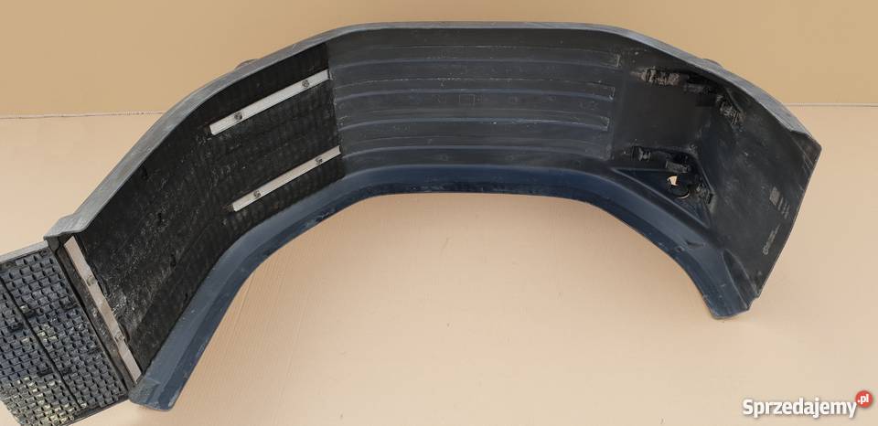 SCANIA BŁOTNIK NADKOLE BDF 2421335 Bieleń