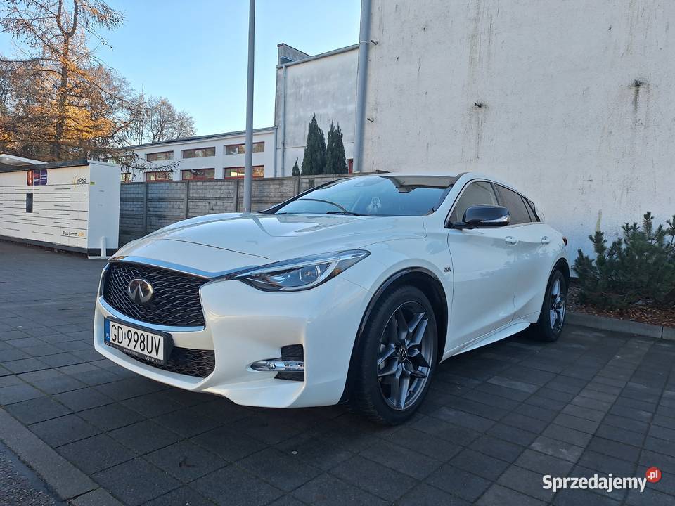 Infiniti Q30 20t Sport AWD 7DCT Rok produkcji 2016 Gdańsk