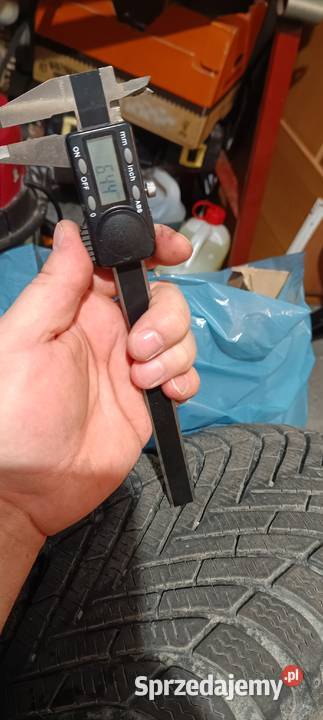 Sprzedam opony zimowe Pirelli Cinturato 21555