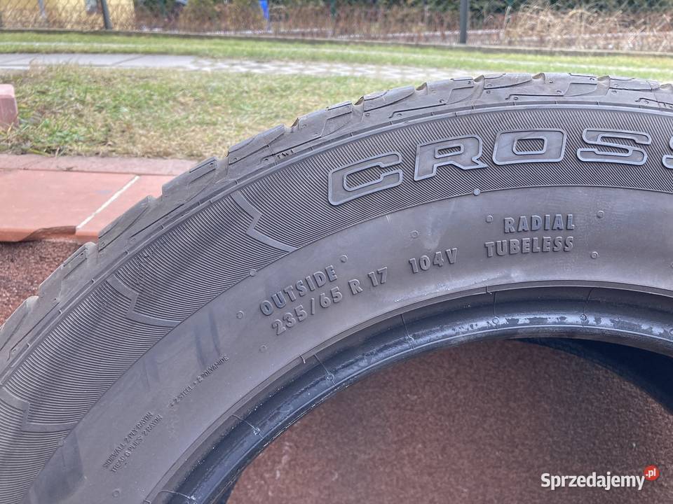 Opony Continental Cross Contact UHP 23565 R17 Rok produkcji 2015 Skawina
