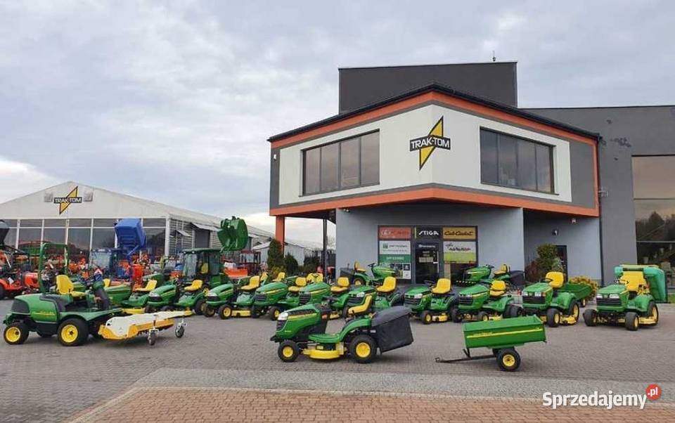 Ciągnik Traktor John Deere 3038E z ładowaczem John Deere