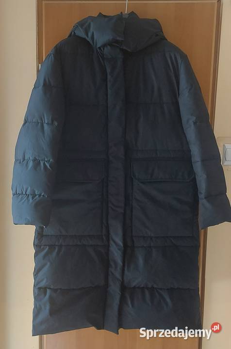 Czarny zimowy płaszcz rozmiar M Kaptur Ostróda