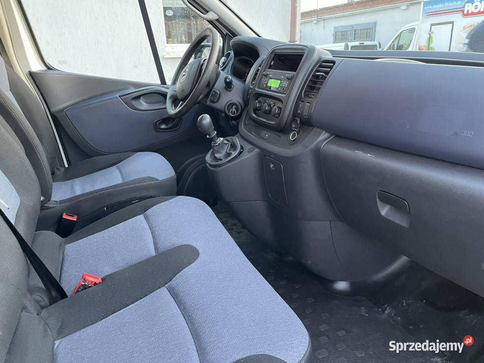Opel Vivaro Opel Vivaro Niepełnosprawnych