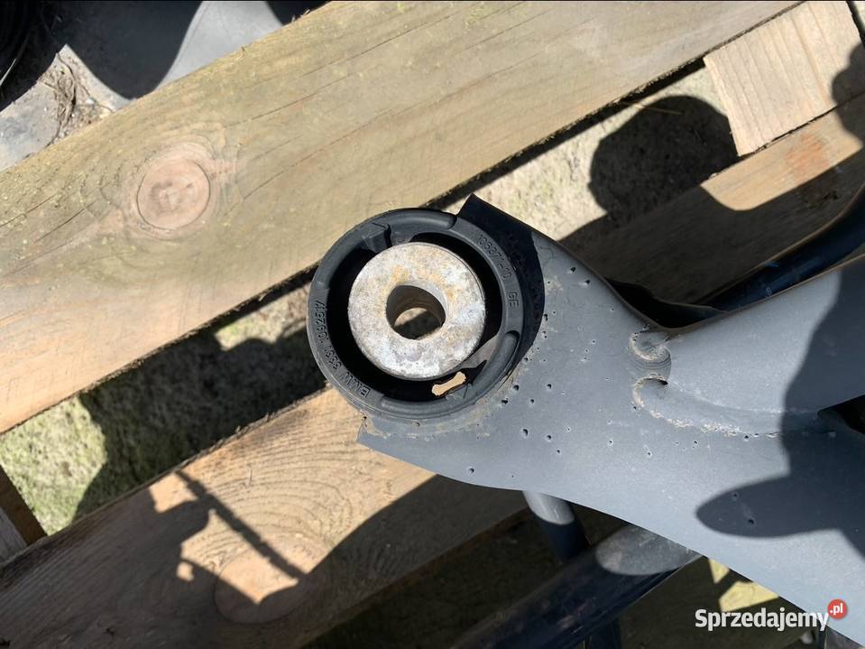 BMW X3 E83 lift Wózek tylny zawieszenie mały osobowe Gdańsk sprzedam