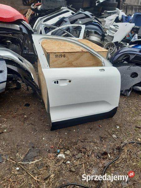 Drzwi prawe przednie Volvo XC40 drzwi prawy