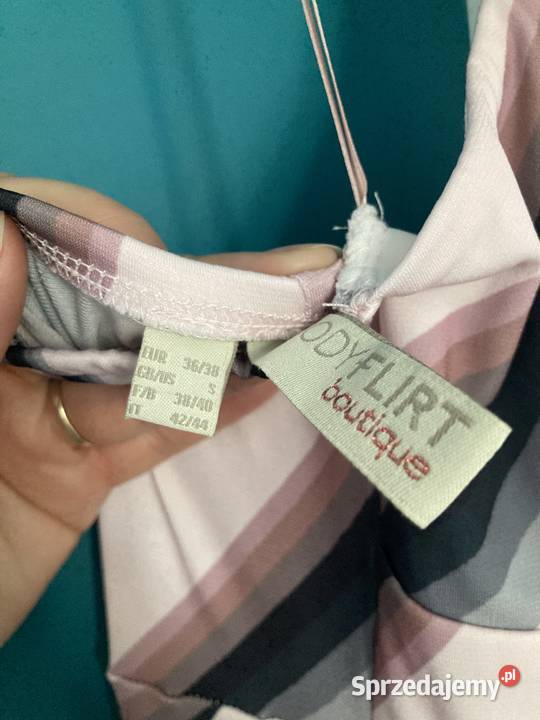 Sukienka maxi z wiązanym dekoltem letnia 38 NOWA mazowieckie Strupiechów