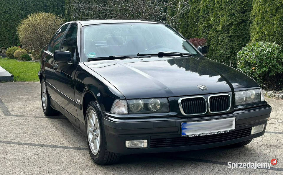 BMW 318 BMW 318i e36 Lift Sedan Comfort aluminiowe felgi