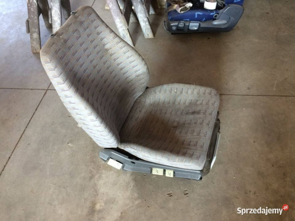 Fotel Prawy F2000 F90 L2000 MAN ISSRI lubuskie