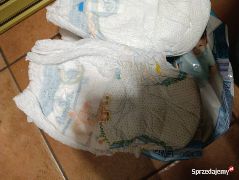 pieluchomajtki pampers nowe 7 sztuk waga 16 plus Pieluszki i chusteczki Poznań sprzedam
