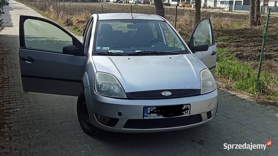 Sprzedam używany samochód osobowy marki Ford Daszewice