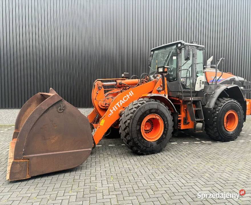 Ladowarka kolowa Hitachi ZX250 Warszawa