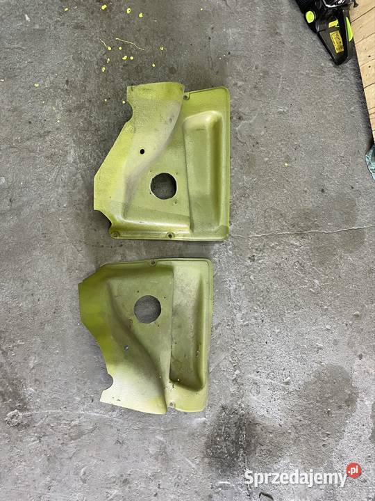 Zielone Boczki wnętrza tapicerki Fiat 126p PRL Tapicerki samochodowe