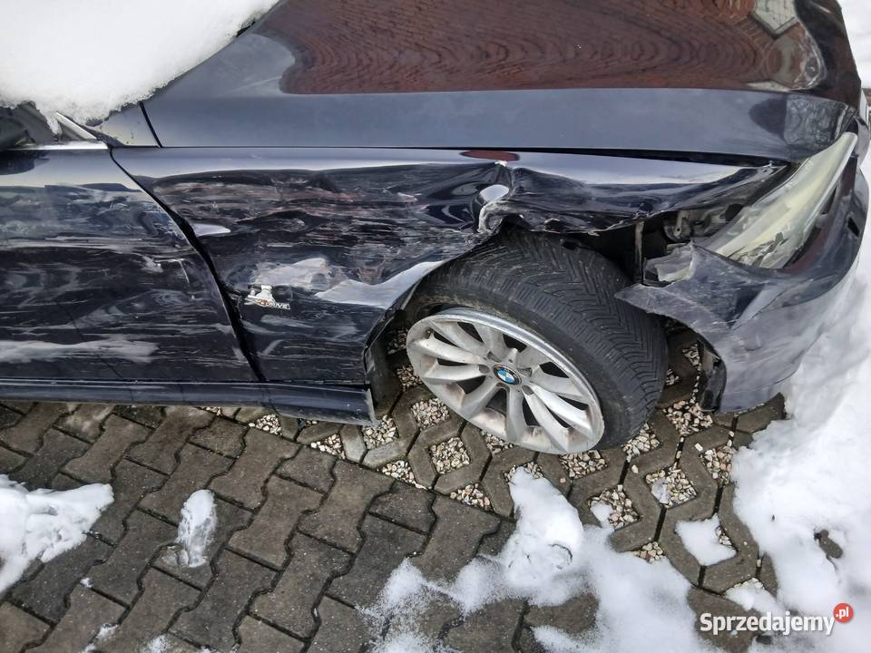 BMW 325xi 30 E91 R6 polift uszkodzony piękny Szczerbice