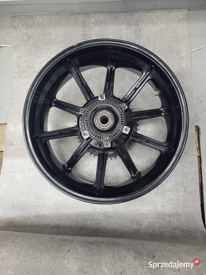 Ducati scrambler 800 2016 Felga tylna tył aluminiowe Nowy Tomyśl