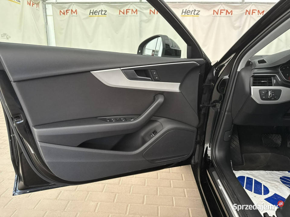 Audi A4 20 35 TFSI S tronic 150 Limousine Salon mazowieckie Warszawa
